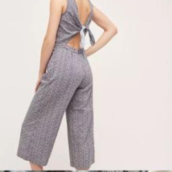 Anthropologie Pants - ANTHROPOLOGIE Romper with tie back